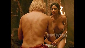 Play Rosario Dawson - Alexander