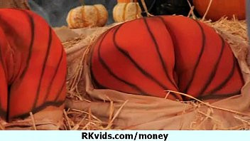 Play Real sex for money 29