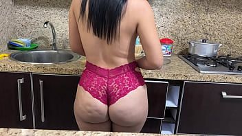 Play I found my Stepmom Cooking in a bikini with her Huge Ass and I Stayed to Help Her - My Stepson Got a Boner When He Saw my Ass in the Kitchen and Doesn't Want to Leave
