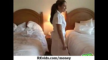 Play Amateur Chick Takes Money For A Fuck 28