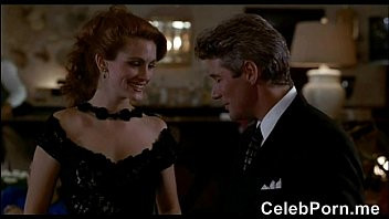 Play Julia Roberts nude and sex scenes