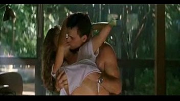 Play Denise Richards Sex Scene on Wild Things