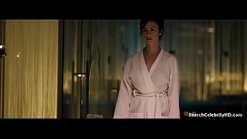 Play Maggie Siff in Billions (2016)