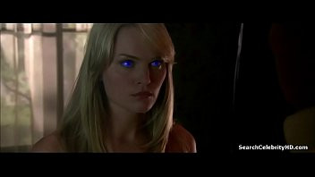 Play Sunny Mabrey in Species III 2004