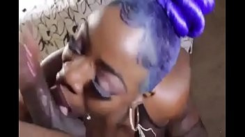 Play Celebrity cumms back for another round