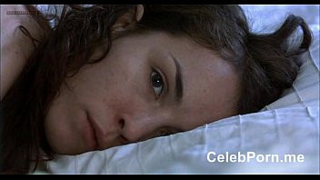Play Noomi Rapace hairy pussy and rough sex scenes