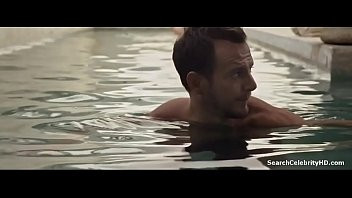 Play Ruth Kearney in Flaked (2016)