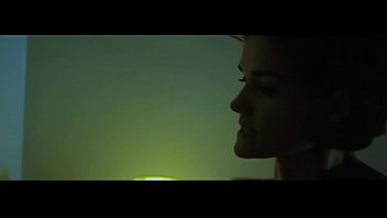 Play Jamie Bernadette - Elder Island