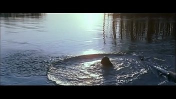 Play Apollonia in Purple Rain (1984)