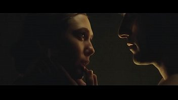 Play Elizabeth Olsen in In Secret (2013)
