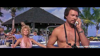 Play Leslie Easterbrook in Private Resort 1985