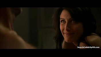 Play Lisa Edelstein in House M.D 2004-2012