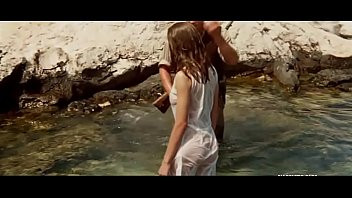Play Ena Begovic - Pad Italije