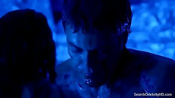 Play Ashley Judd Fully Naked in Movie Bug