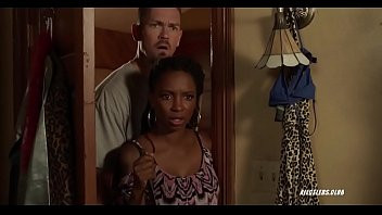 Play Isadora Goreshter - Shameless - S07E06