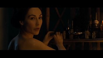 Play Carice van Houten in Game of Thrones (2011-2015)