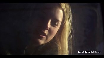 play Laura Wiggins Shameless S01E09 2011