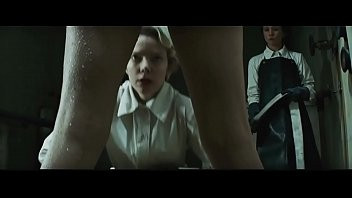 Play Angelina Jolie in Changeling (2008)