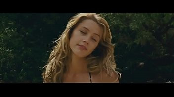 Play Amber Heard, Odette Annable in And Soon the Darkness (2011)