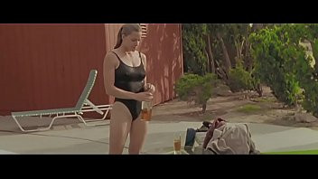 Play Elisabeth Shue in Leaving Las Vegas (1997)