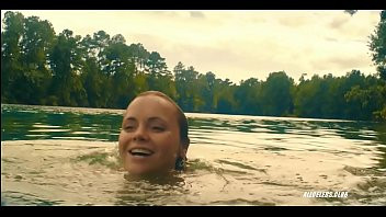 Play Christina Ricci - Z The Beginning Of Everything - S01E01