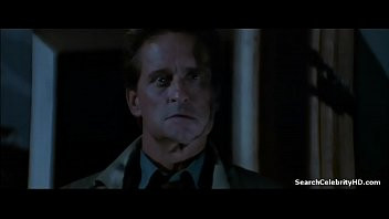 Play Sharon Stone in Basic Instinct 1992