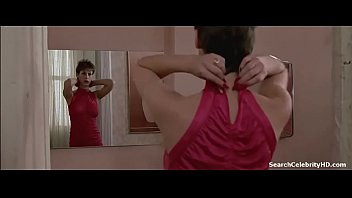 Play Jamie Lee Curtis in Trading Places 1983