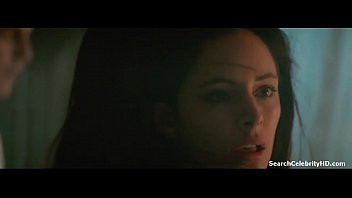 Play Madeleine Stowe in Revenge 1990