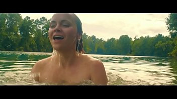 Play Christina Ricci in Z - The Beginning of Everything (2015)