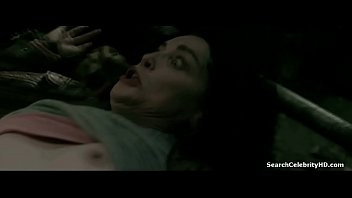 Play Sharon Stone in Border Run 2012