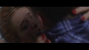 Play Chloë Sevigny in Boys Don't Cry (1999) - 3