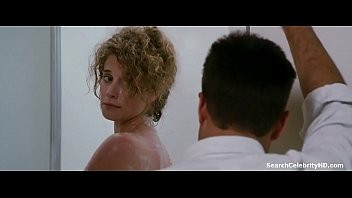 Play Nancy Travis in Internal Affairs 1991