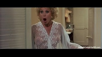 Play Leslie Easterbrook in Private Resort 1986
