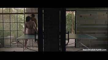 Play Lena Dunham in Girls 2012-2016