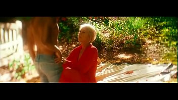 Play Helen Mirren - Shadowboxer