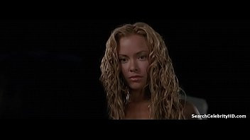 Play Kristanna Loken in Terminator 2004