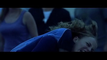 Play Anne Hathaway in Havoc (2005) - 4