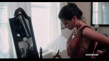 Play Deborah Coulls - Lady Stay Dead