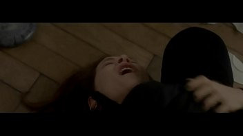 Play Isabelle Huppert - Elle