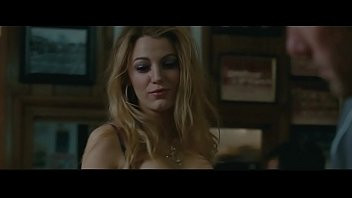 Play Blake Lively in The Town (2010)