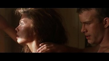 Play Deborah Shelton in Nemesis (1994)