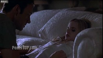 Play Mena Suvari - American Beauty