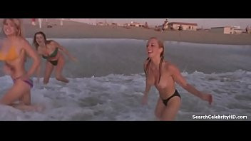 Play Leslee Bremmer in Hardbodies 1984