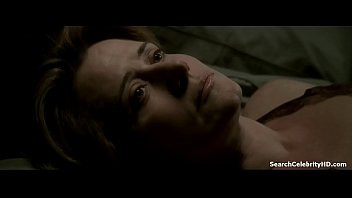 Play Lorraine Bracco in The Sopranos 1999-2007