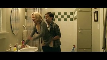 Play Elizabeth Banks in The Details (2012)