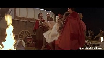 Play Jennifer Jason Leigh in Flesh Blood 1985
