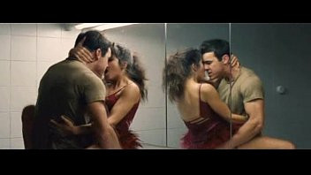 Play Clara Lago totally nude scenes