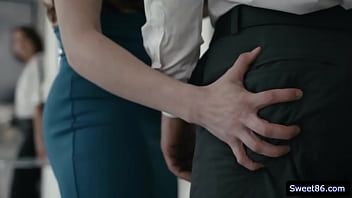 Play Sexy Adriana and Lacy fingerfucking
