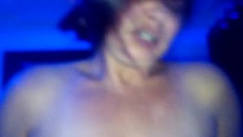 Play Moaning on the stick