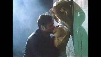 Play Pamela Anderson against wall sex scene